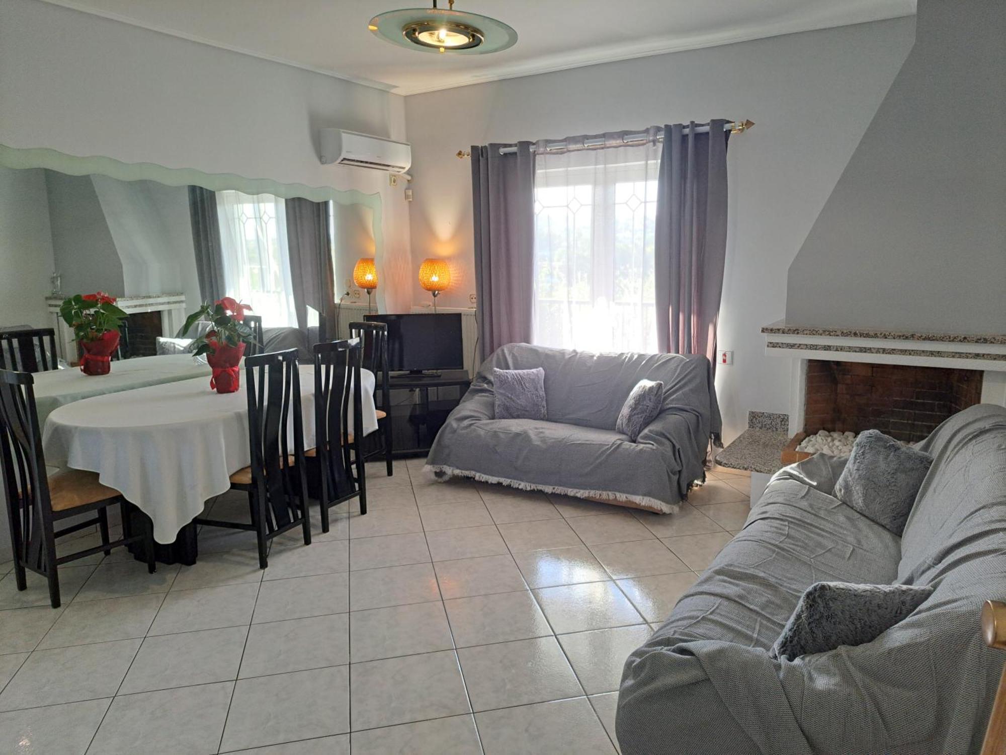 Four Seasons Apartment Артеміда Екстер'єр фото
